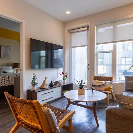 Beautiful Modern Apartment In Hollywood-3707